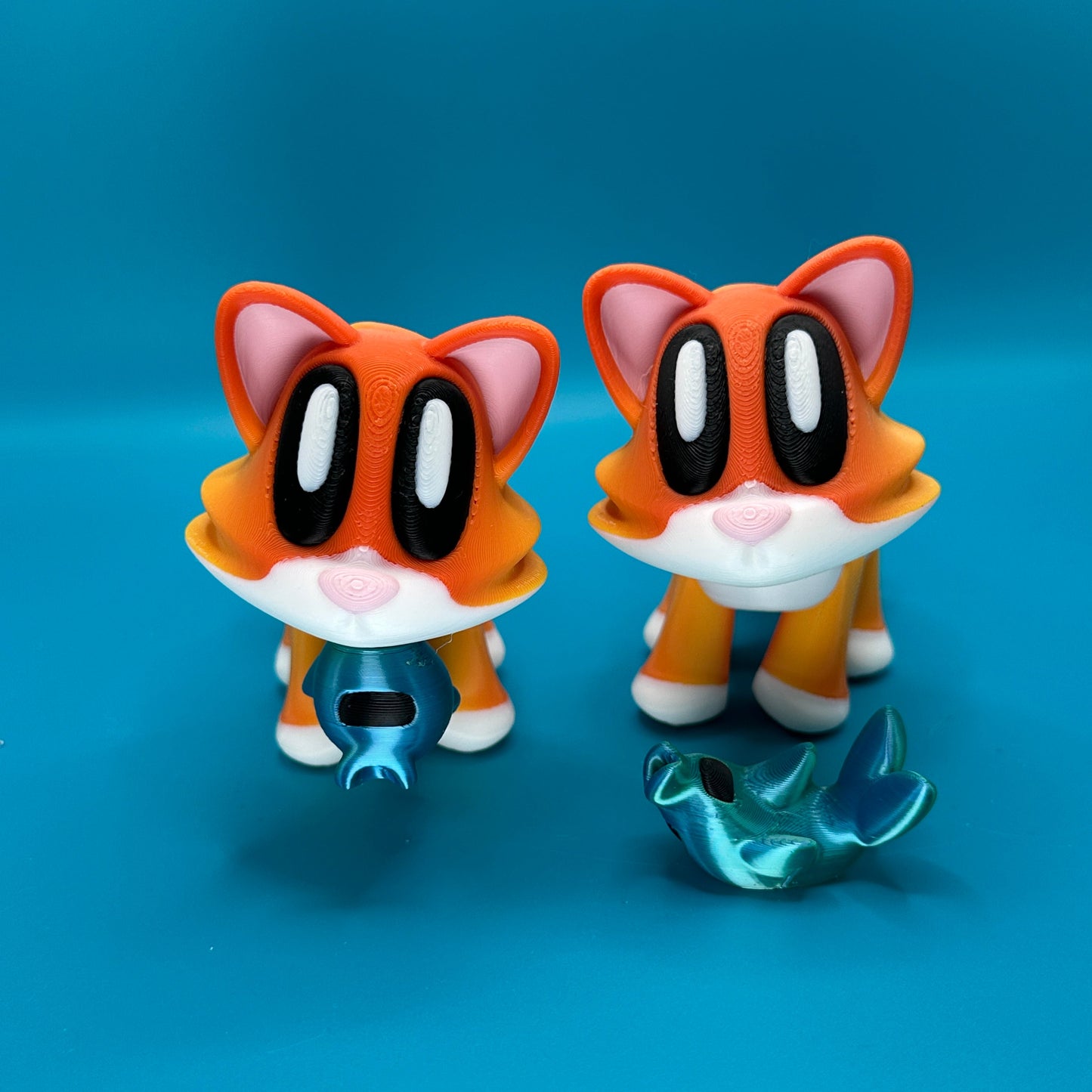 Blob Cat w/ Magnetic Fish | Desk Toy | 3D Print