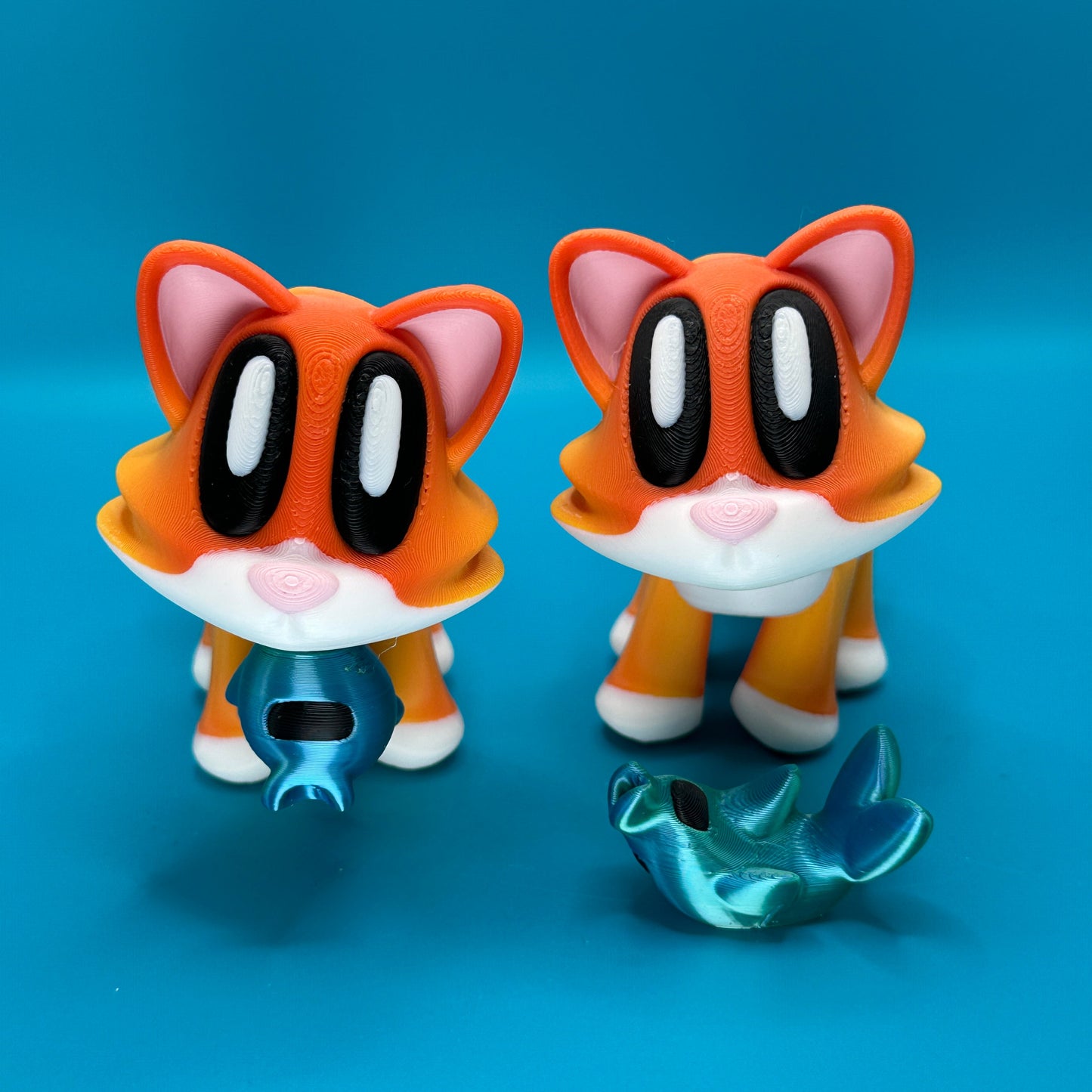 Blob Cat w/ Magnetic Fish | Desk Toy | 3D Print