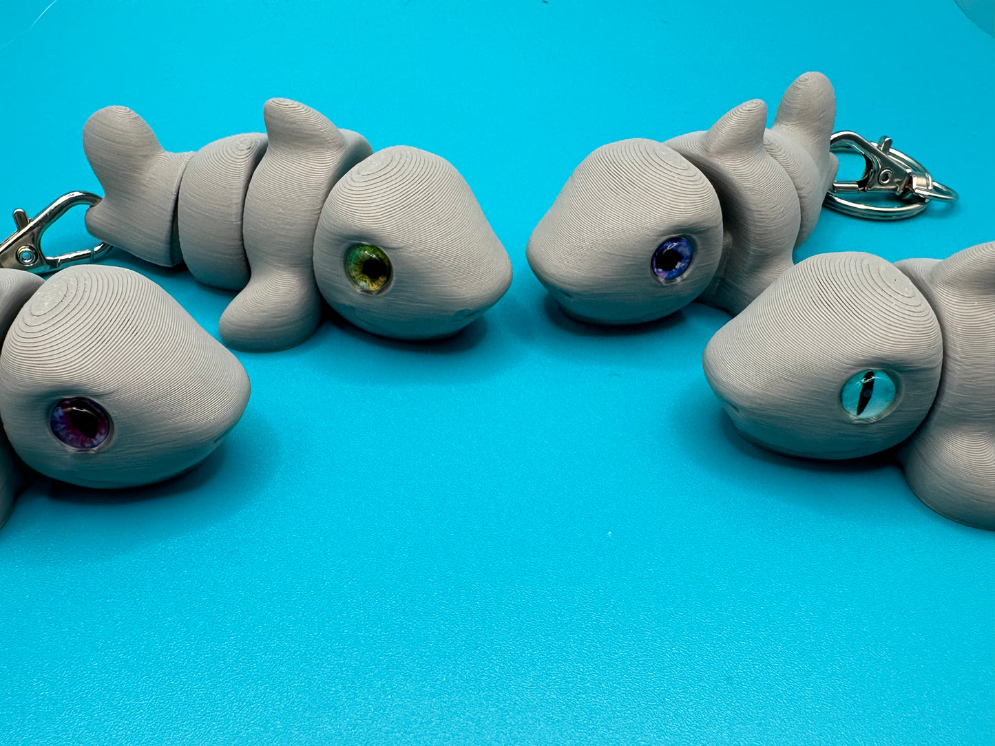 3D Printed Fidget Shark Keychain | Zou3D