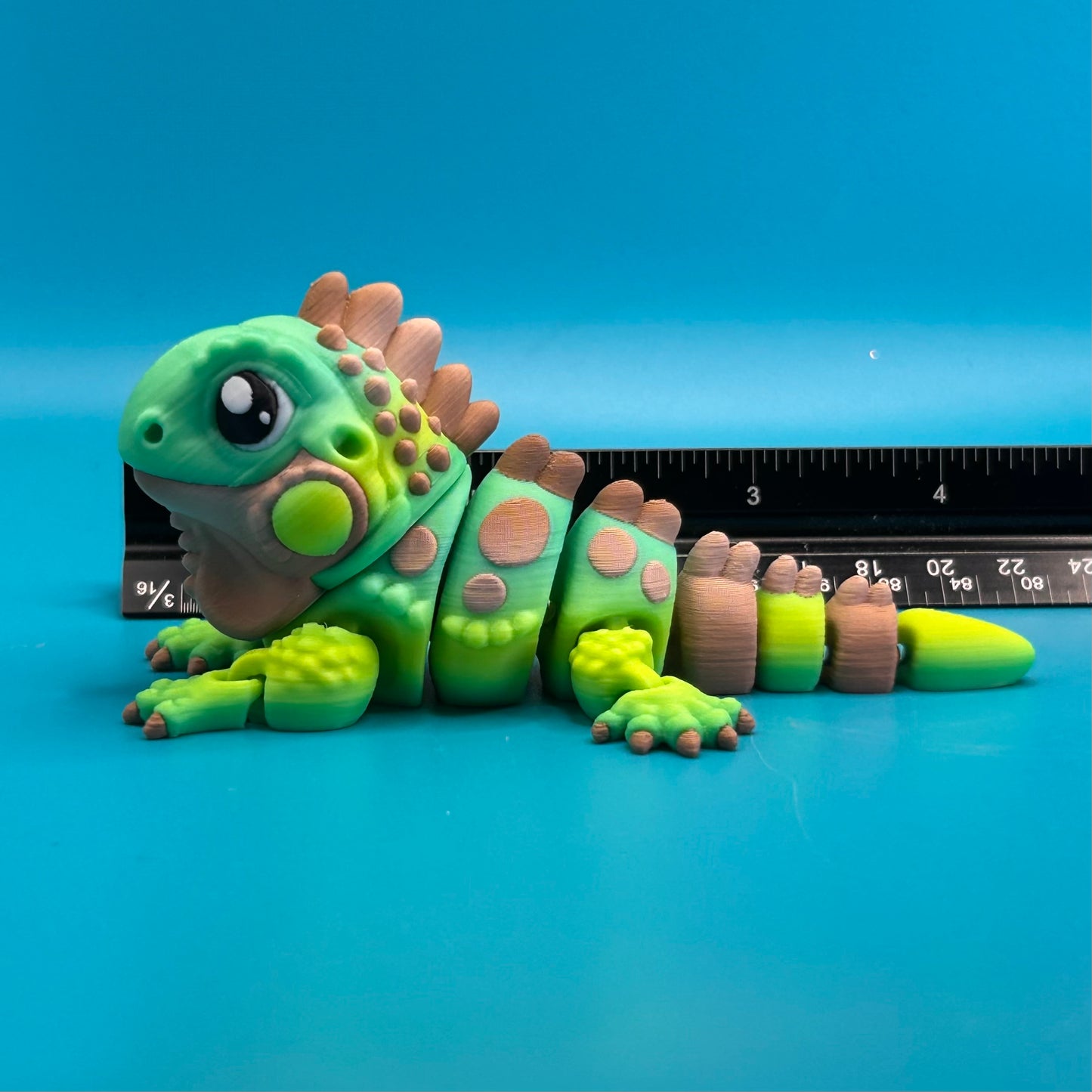 Articulated Iguana Toy