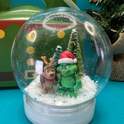 DIY Snowglobe Kit | Grinch | Santa | Rudolph